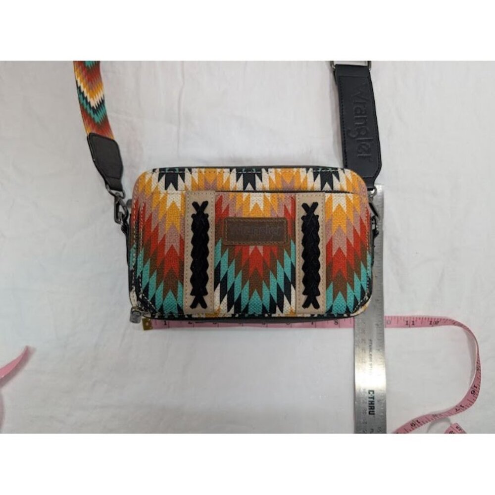 Wrangler southwestern crossbody purse with wallet pouch adjustable strap A4 - Picture 4 of 10